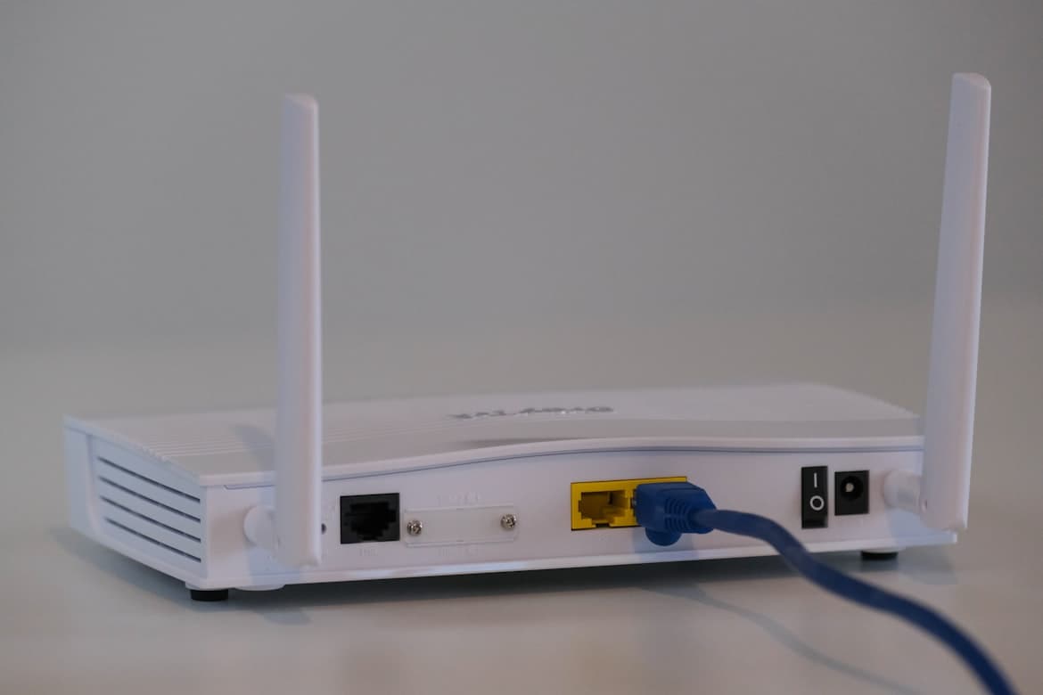 Lab Jaringan Cisco & MikroTik TKJ
